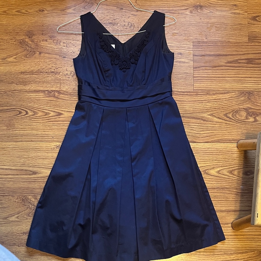 Elegant Navy Sleeveless Midi Dress